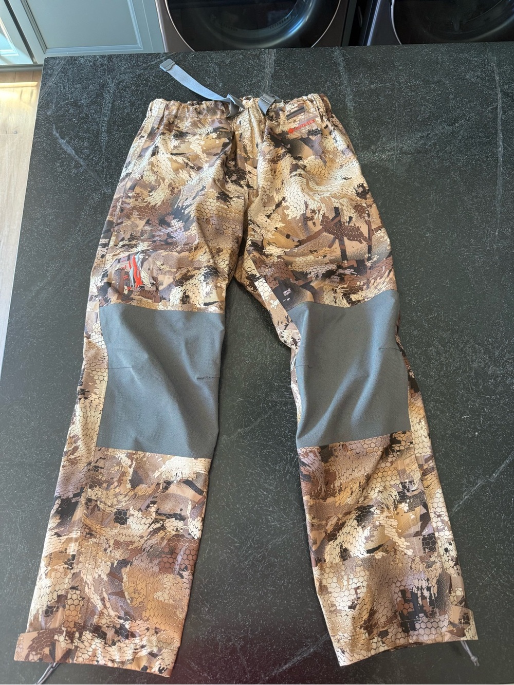 Sitka Gear youth large pants